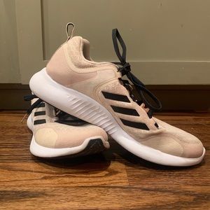 WOMEN’S ADIDAS EDGEBOUNCE SNEAKERS